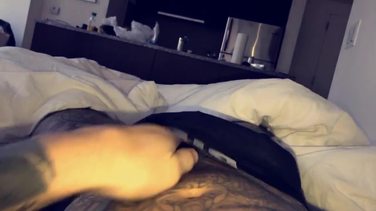 1 X Factor contestant tattooed hunk Ellis Lacy elecy123 onlyfans porn