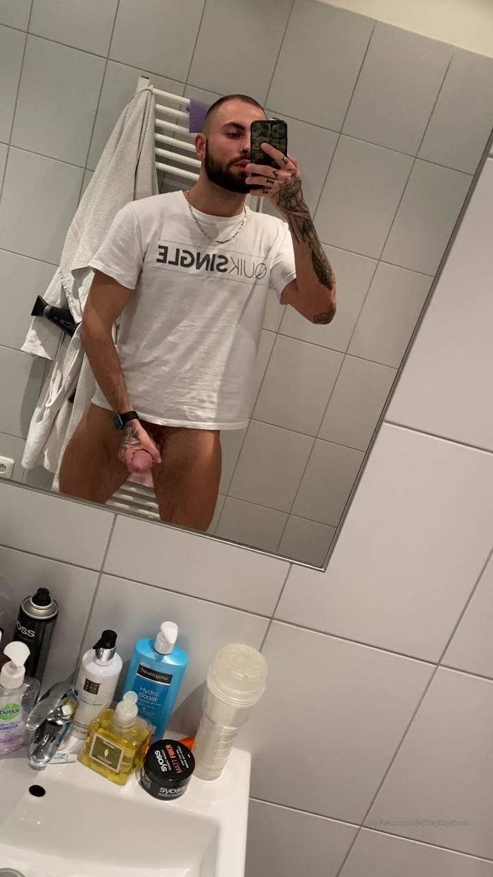 10  Jeffrey Lloyd JeffreyLloydxxx Onlyfans porn