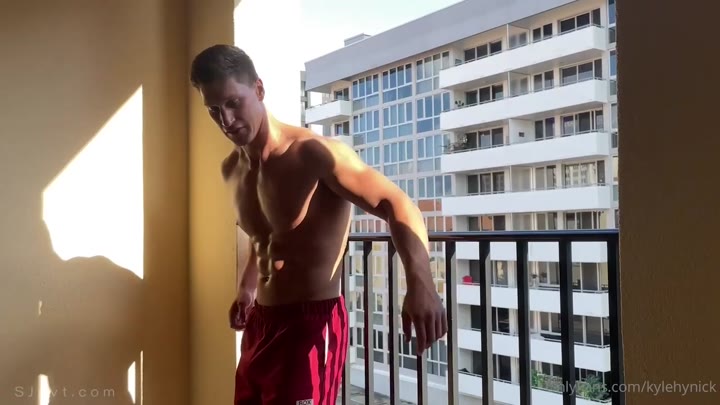 10 kylehynick onlyfans