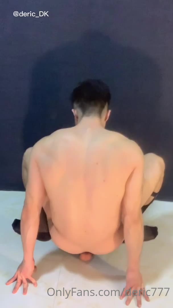 11 Asian hunk Deric777 Onlyfans porn