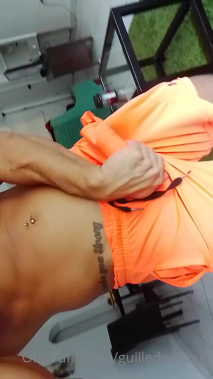 111 Latino muscle hunk guilledominus onlyfans porn