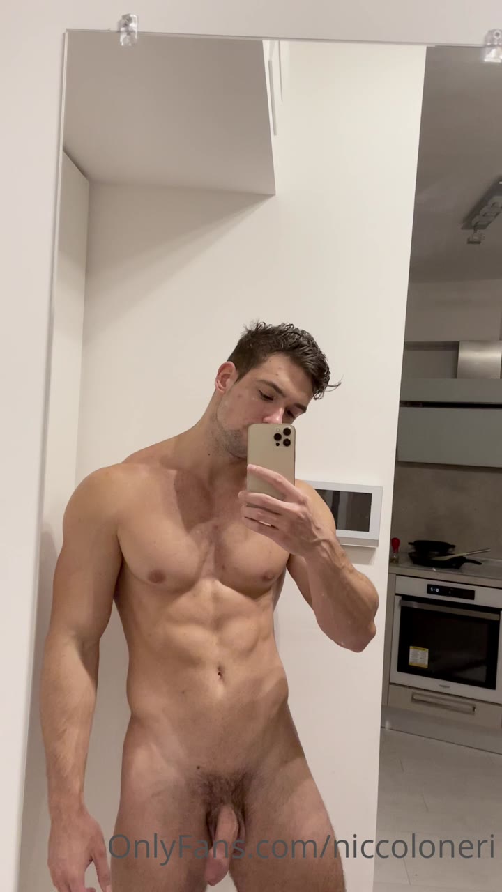 114 italian muscle stud Niccolo Neri niccoloneri big cock onlyfans porn