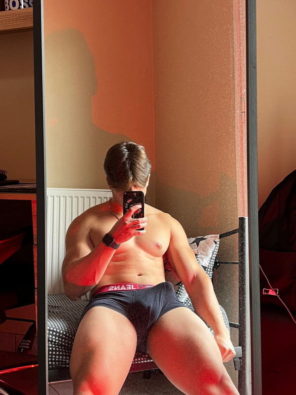 12 Tiktoker petro_s jace_w onlyfans porn