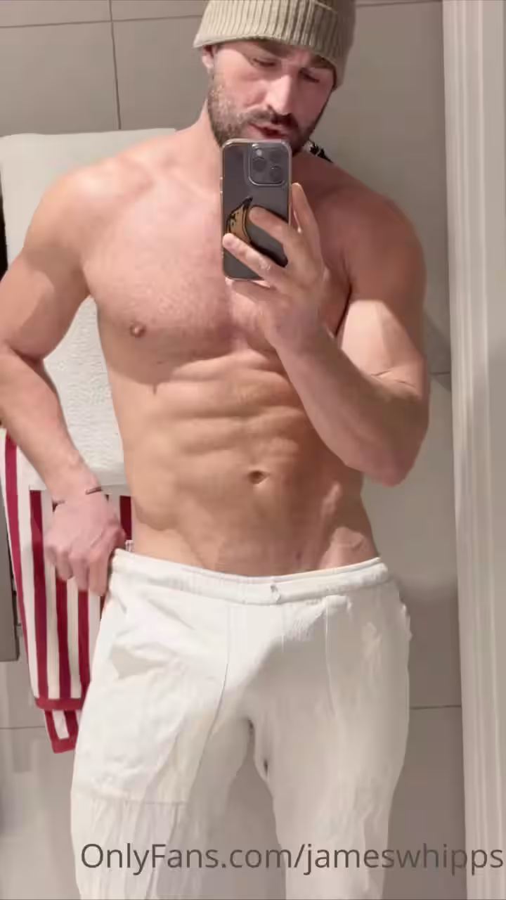 13 Muscle Hunk James Whipp jameswhipps onlyfans