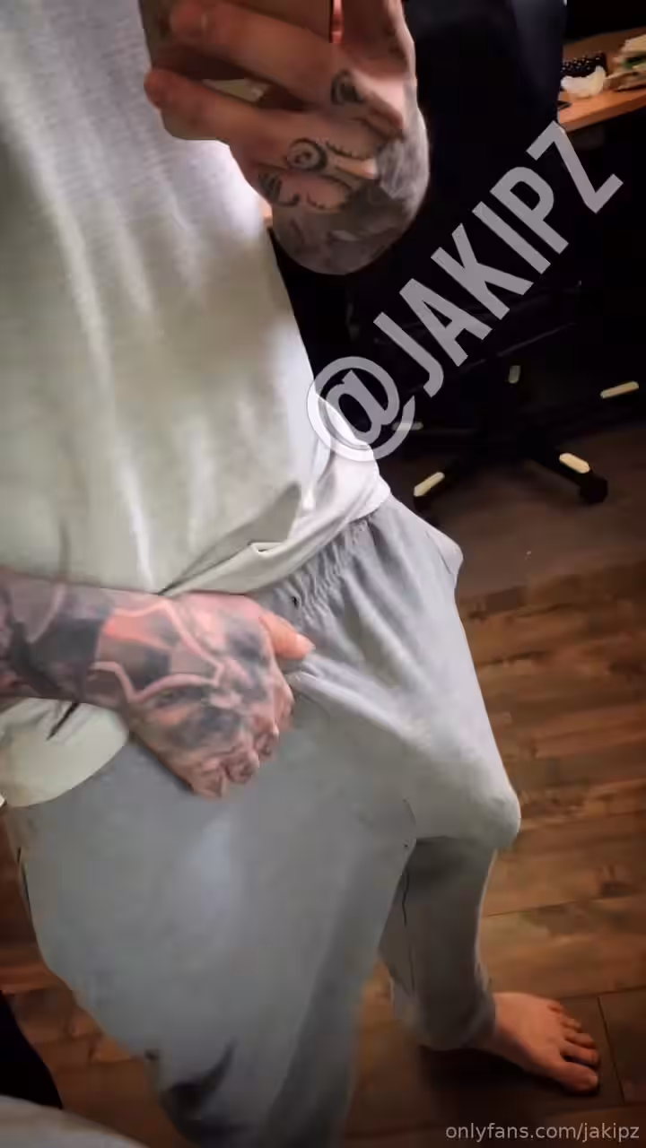 137 BIG COCK TIKTOKER JAKIPZ JAKE ANDRICH ONLYFANS PORN LEAKED