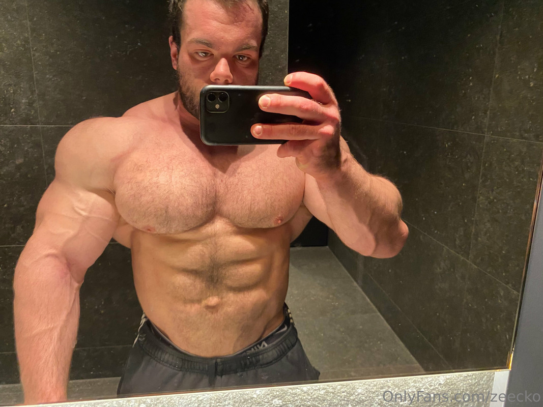 141 Massive bodybuilder Pavel Červinka zeecko onlyfans porn