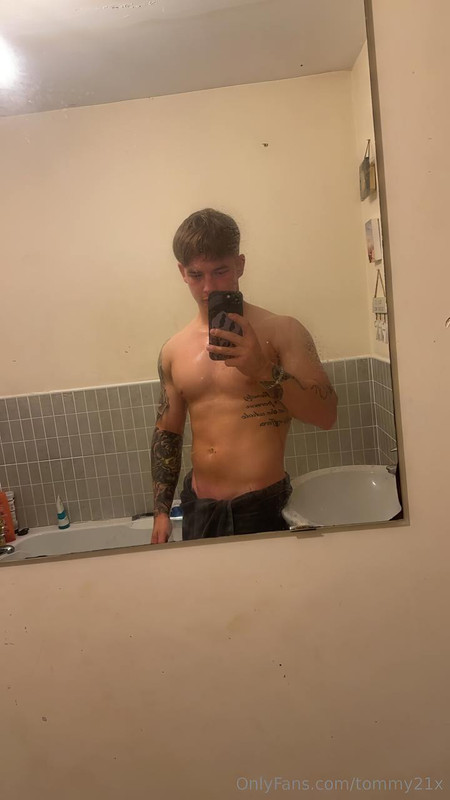 39 Young Twunk Tommy Simpson tommy21x onlyfans LEAKED
