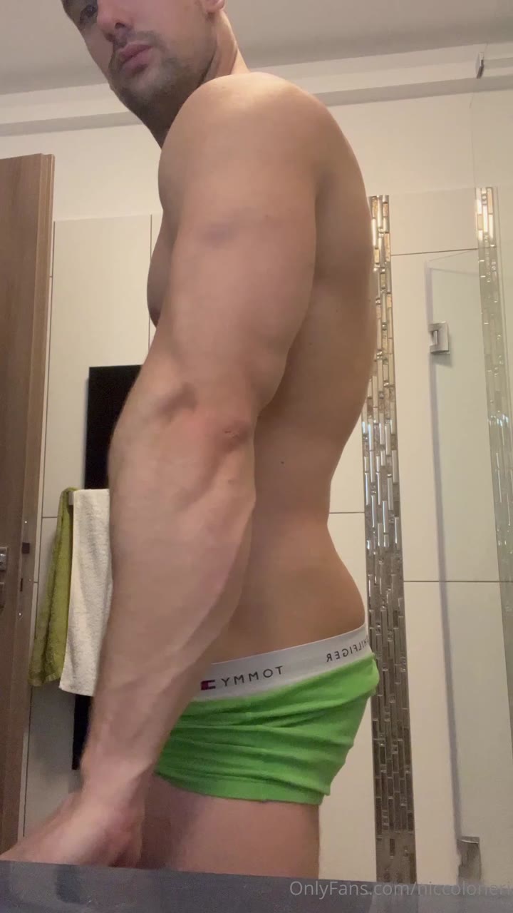 2 italian muscle stud Niccolo Neri niccoloneri big cock onlyfans porn