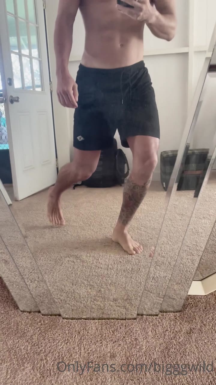 20 Big cock muscle stud Jake Wild bigggwild Onlyfans porn