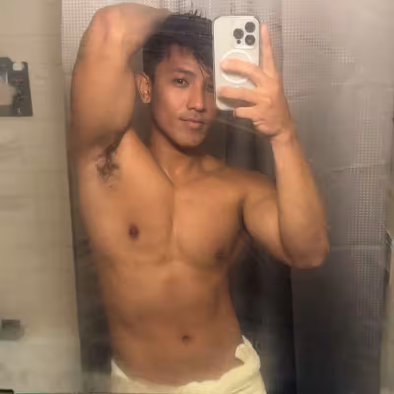 23 Asian twunk Luke Calip goldentwunk671 onlyfans porn
