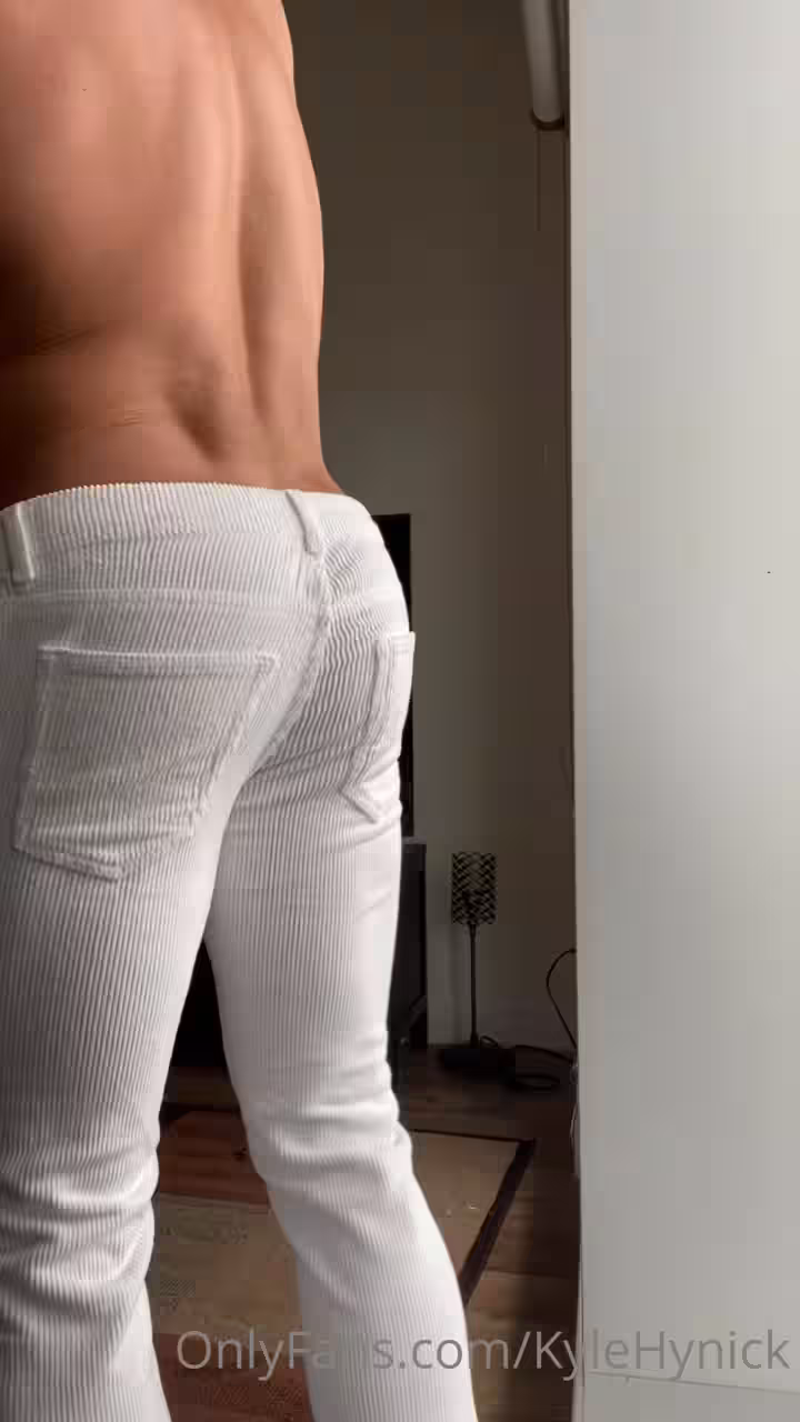 25 hot model Kyle Hynick naughty video
