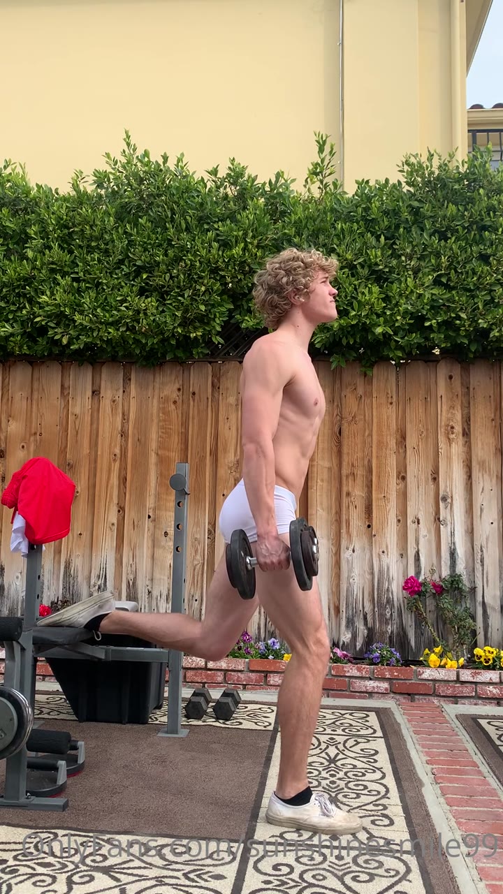 274  Curly Haired jock  Owen Lindberg sunshinesmile99 onlyfans porn