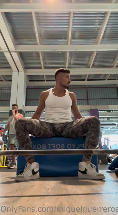 30 Soccer player Miguel Guerrero miguelguerreroa leaked onlyfans