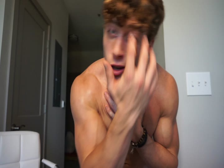 32 Dominant Bodybuilder Caleb Sky calebsky Onlyfans porn