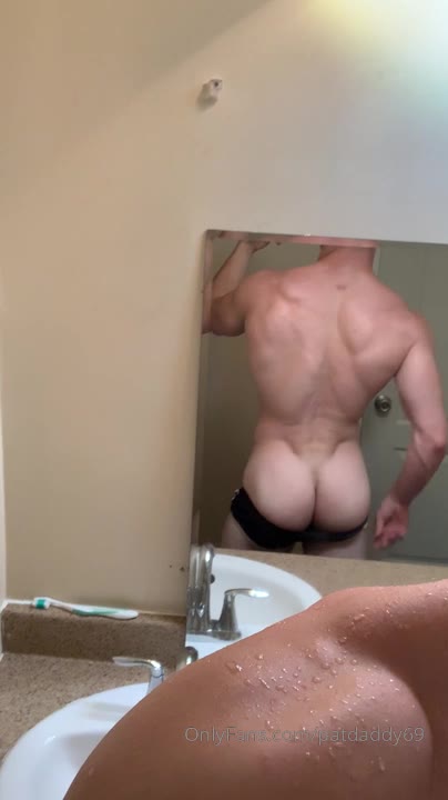35 Bodybuilder Patrick Leblanc OnlyFans  patdaddy69 video leaked