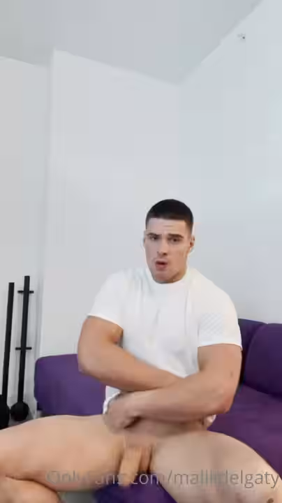 4 Malik Delgaty ONLYFANS