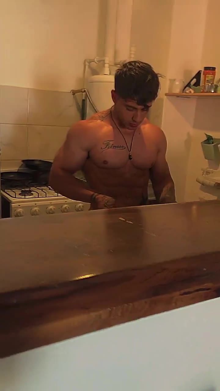 5 HOT LATINO HUNK  FRANCO BERTAINA FRANOKK02 NUDE LEAKED