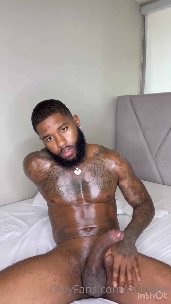 51  EX ON THE BEACH STAR MALCOLM DRUMMER MACKEM Leaked Onlyfans