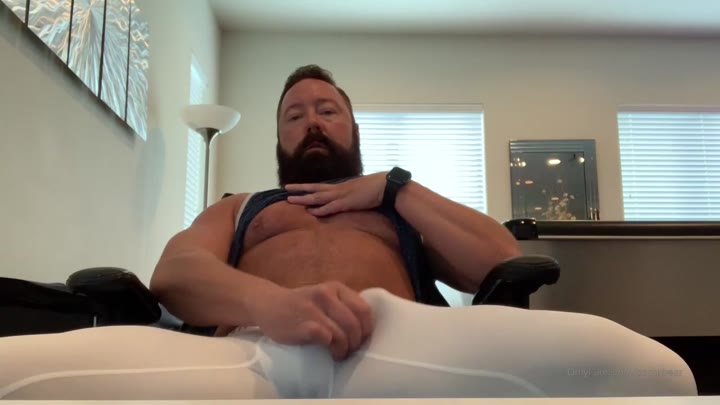 56 Hairy daddy bear Oscar Bear  oscarbear onlyfans porn