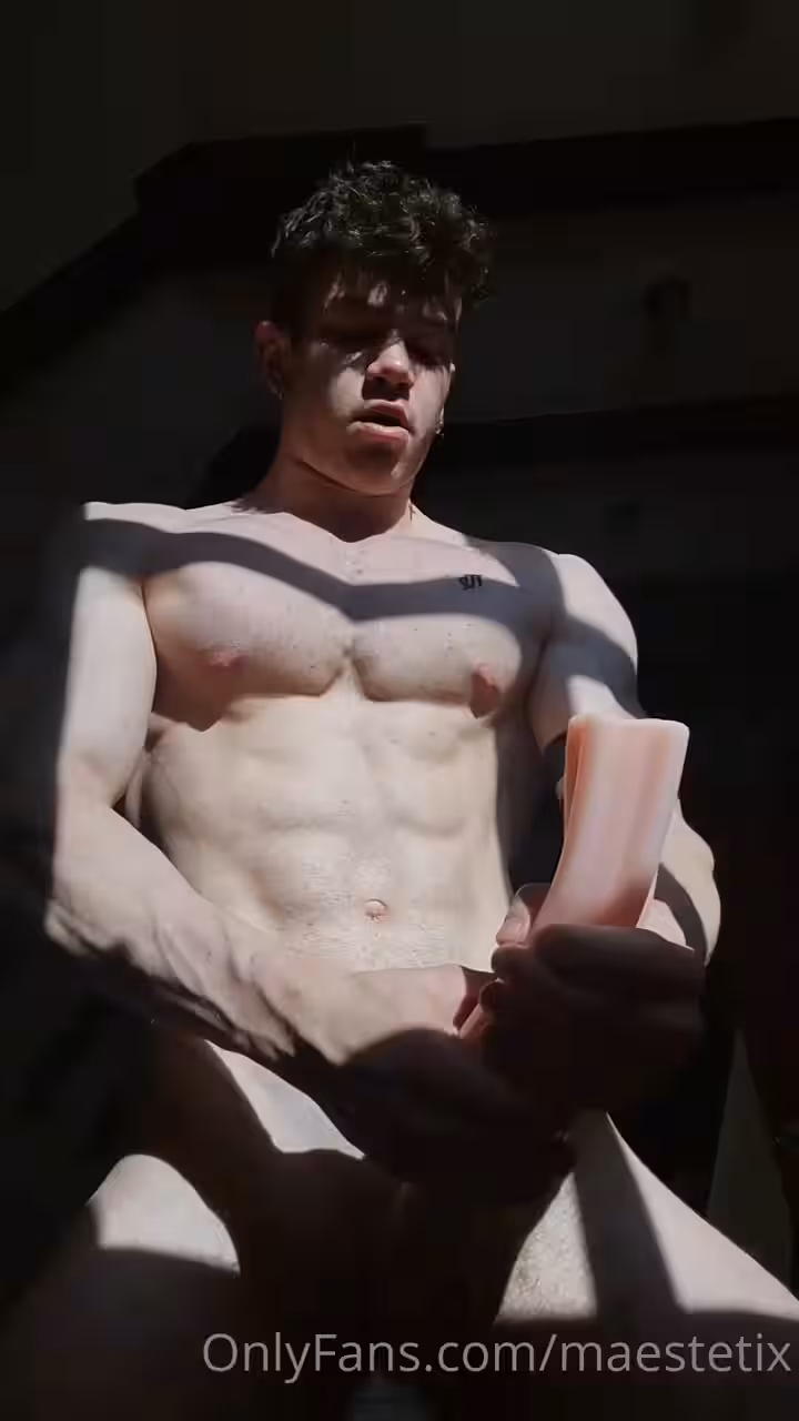 61  tattooed muscle hunk maesthetix xmartynx martinisdead onlyfans porn