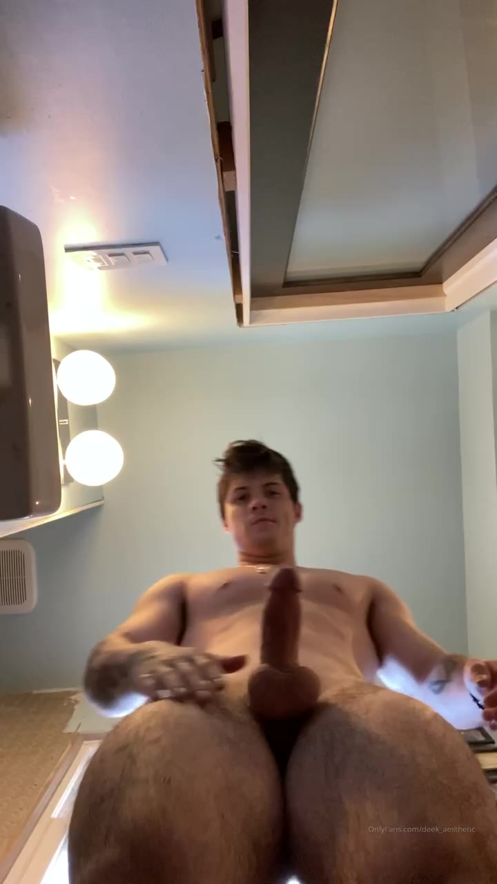 69 Derek Martin  deek_aesthetic Onlyfans Video