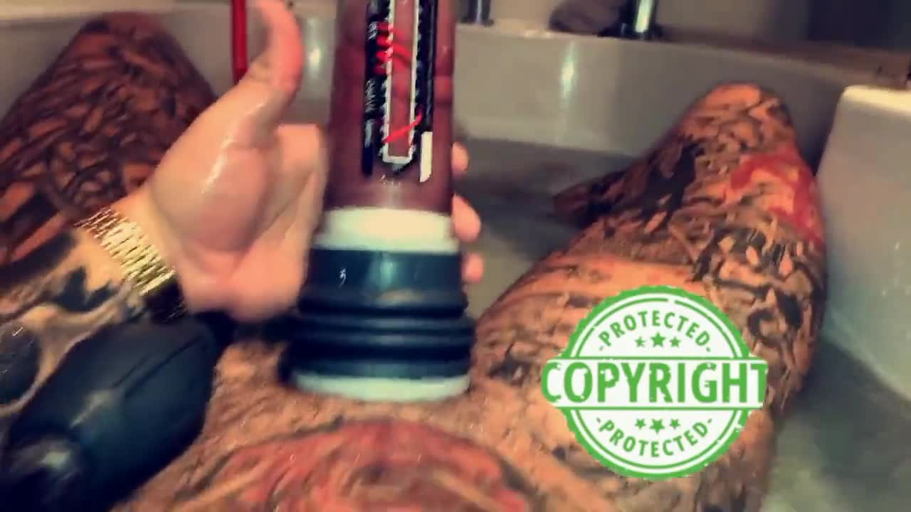 7 X Factor contestant tattooed hunk Ellis Lacy elecy123 onlyfans porn