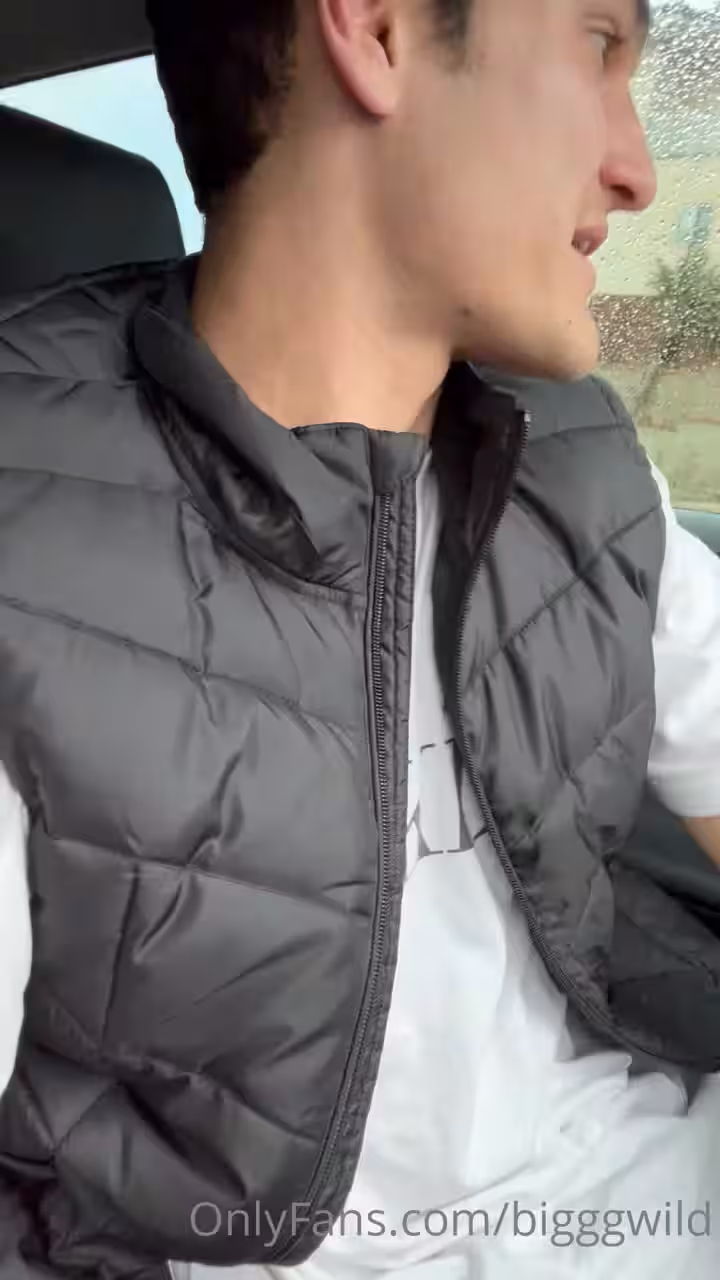77 Big cock muscle stud Jake Wild bigggwild Onlyfans porn