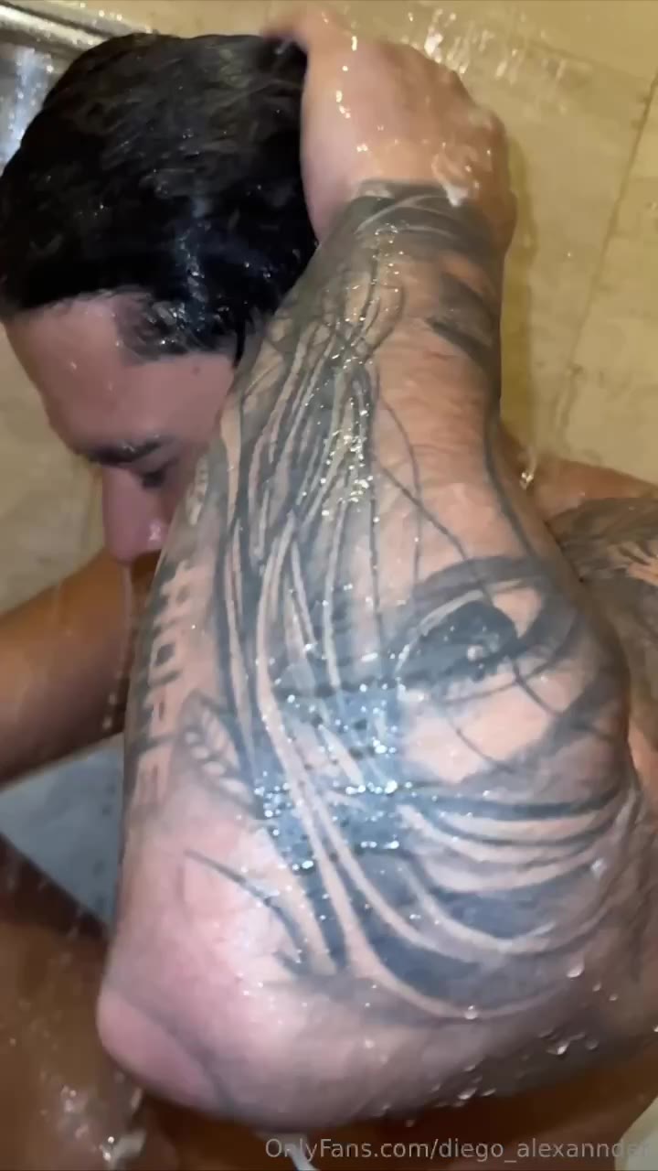 8 Disabled Latino hunk Diego Alexannder diego_alexannder onlyfans porn leaked