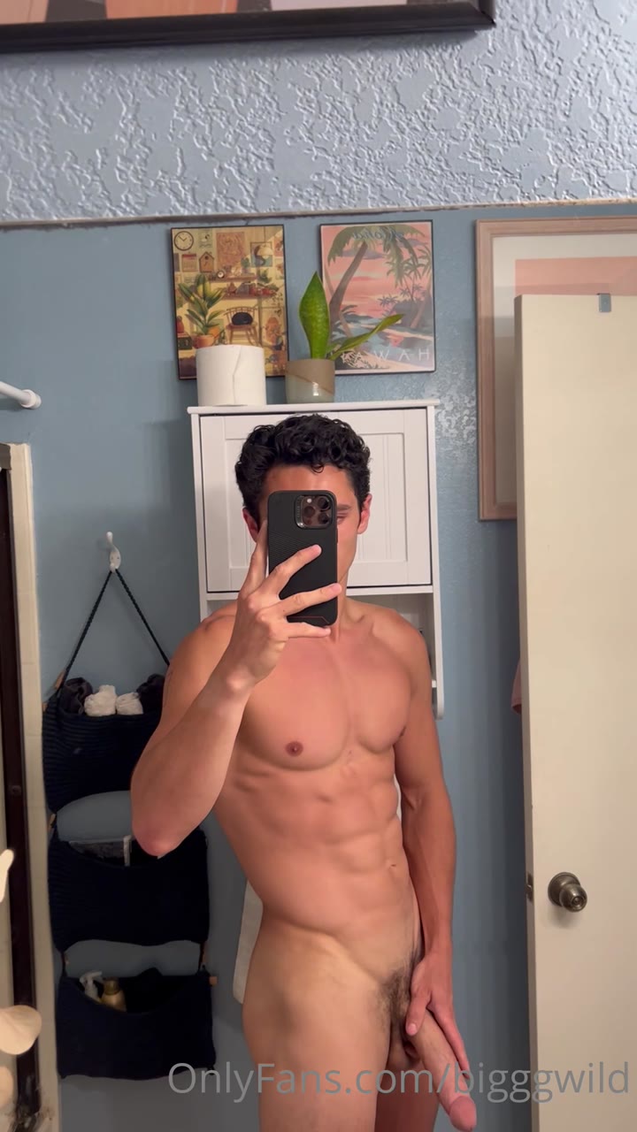 85 Big cock muscle stud Jake Wild bigggwild Onlyfans porn