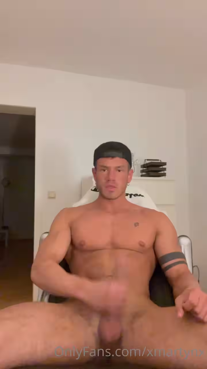 87  tattooed muscle hunk maesthetix xmartynx martinisdead onlyfans porn
