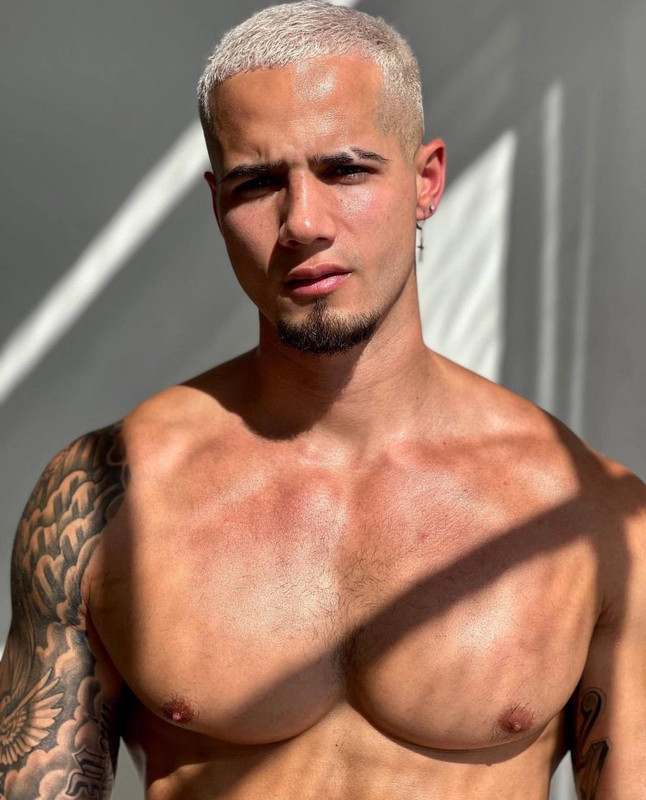26 MODEL JORDAN TORRES OFFICIALJT COCK LEAKED
