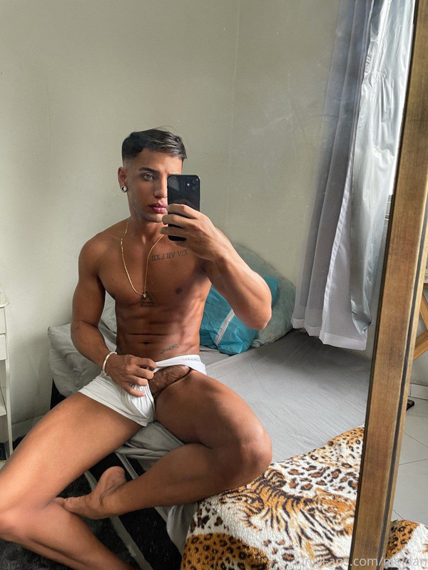 94 Brazilian hottie Nieldan OnlyFans porn