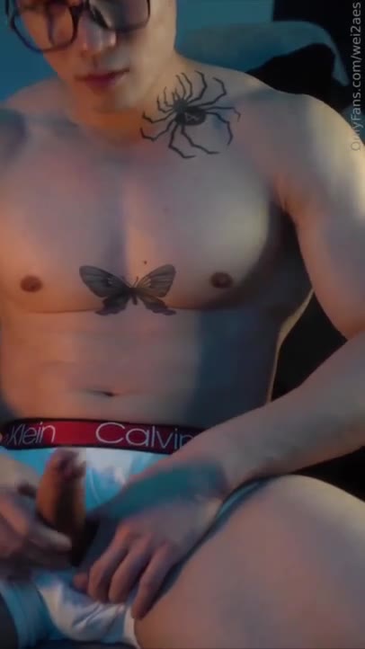 Asian hunk Wei Chao wei2aes BJ Liam fucking pocketpussy