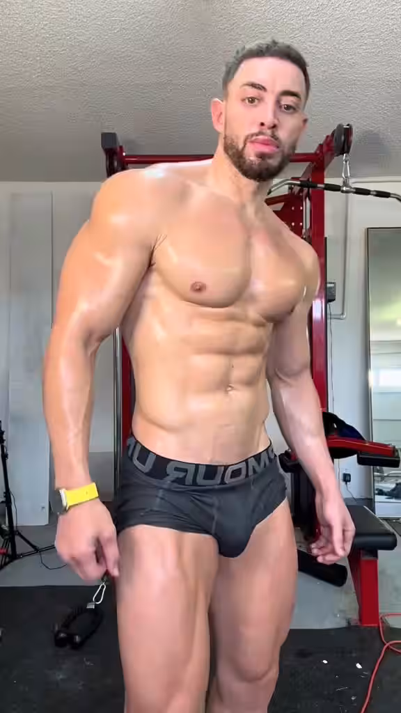 muscle hunk Hayden Monteleone supernovasteele onlyfans hot porn