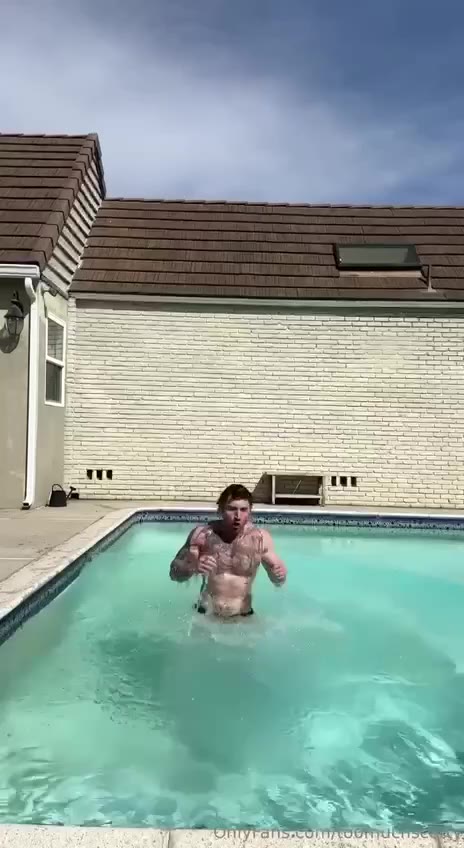 SCOTTY SIRE COCK IN THE POOL