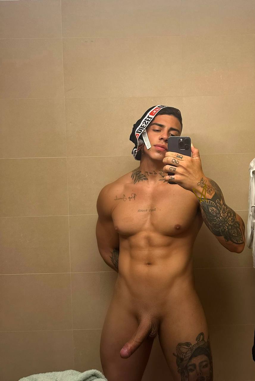 SEXY LATINO DADDY FUCK