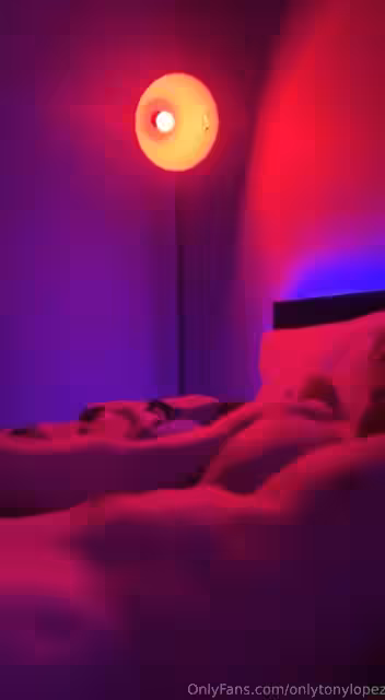 Tiktoker Tony Lopez masturbating with his cock visible