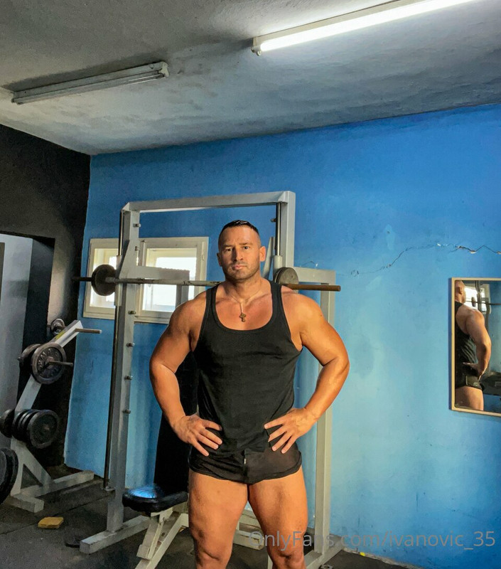 10 Serbian daddy Vladimir Ivanović   vladimir_35 onlyfans leaked