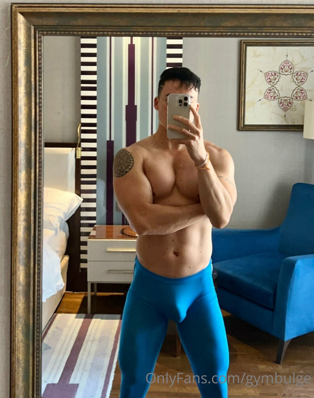 104 Beefy hunk Wiccan gymbulge gym.bulge OnlyFans porn