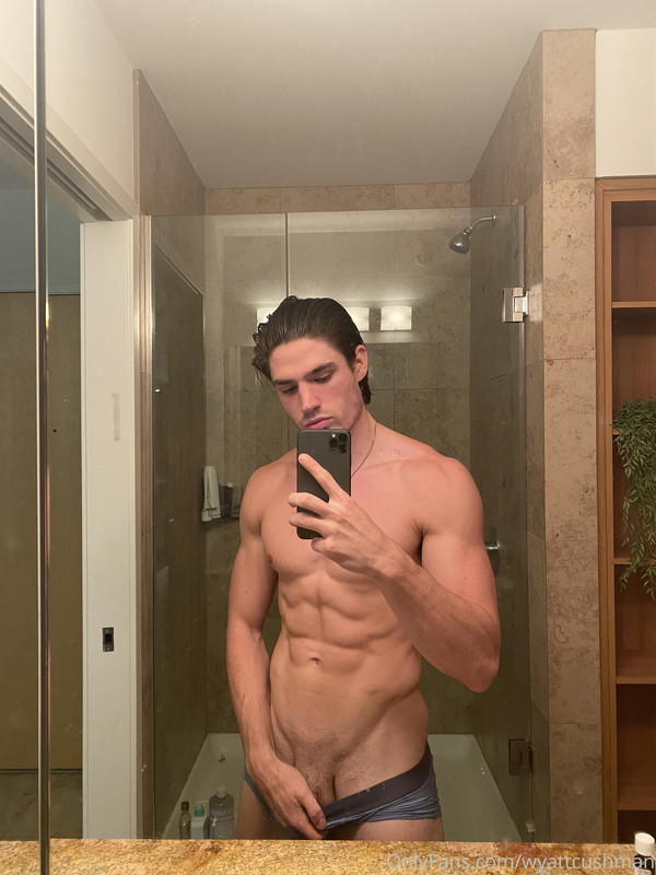 107 Fitness Model Wyatt Cushman  wyattcushman OnlyFans leaked