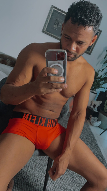 110 Black Hunk Reegswood onlyfans leaked