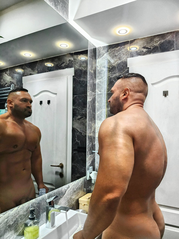 110 Serbian daddy Vladimir vladimir_35 onlyfans leaked