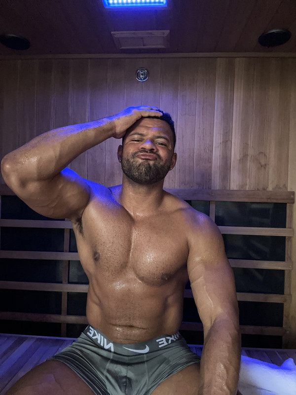 116 Black Hunk Reegswood onlyfans leaked