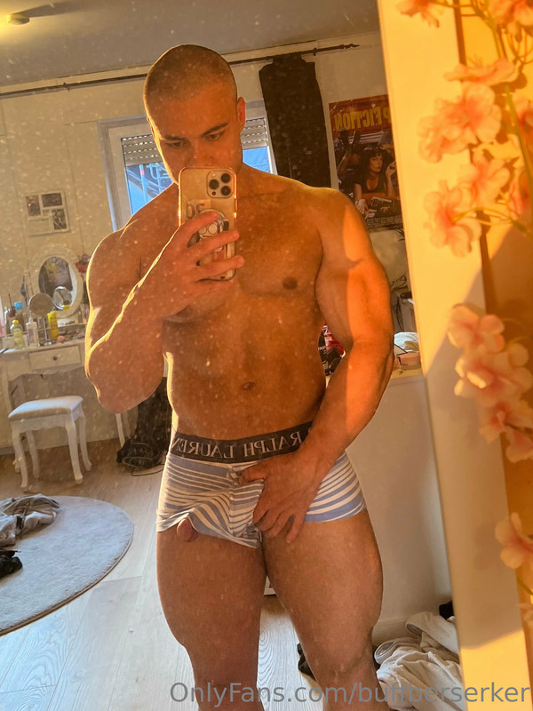 127 Hottie latino Pedro buffberserker buff_weeb OnlyFans Porn