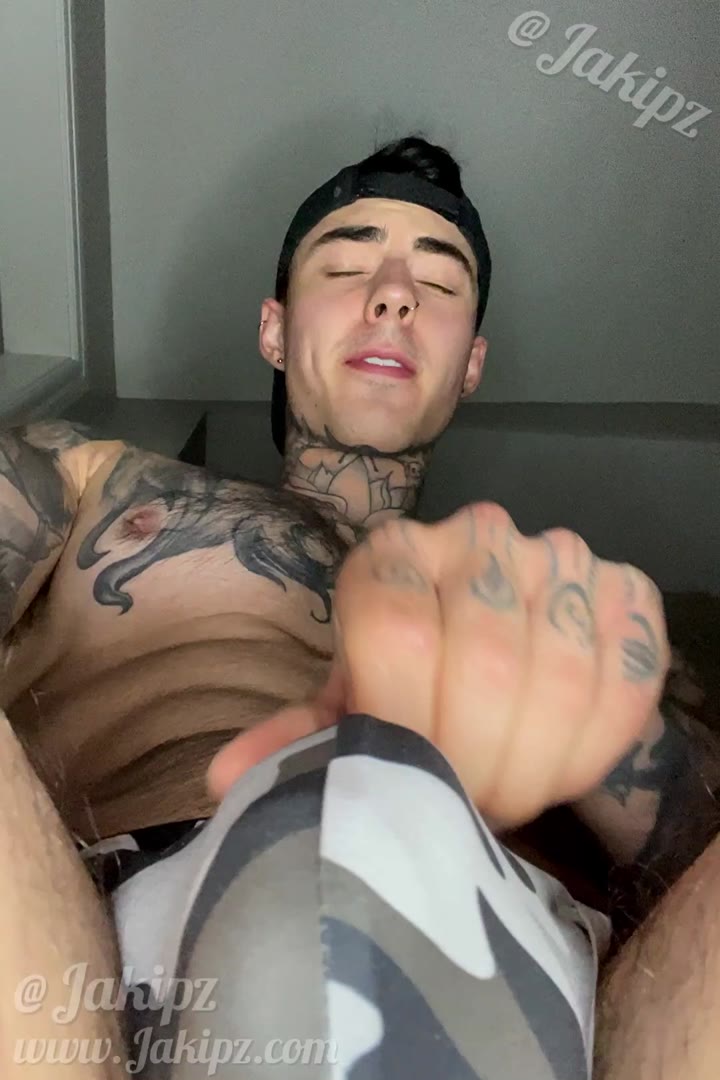 628  humongous cock tiktoker  Jakipz Jake Andrich Onlyfans