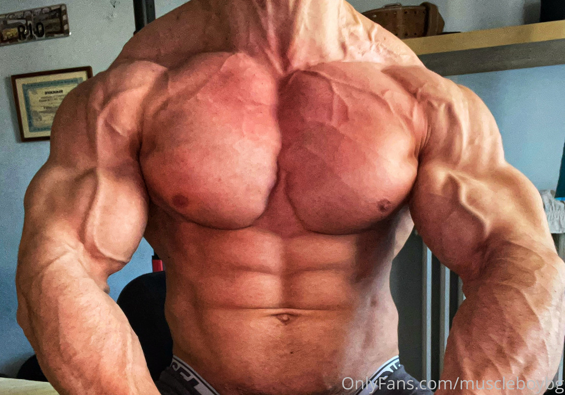 127 MuscleBoyBG Onlyfans LEAKED