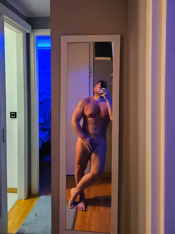 129 Serbian daddy Vladimir Ivanović   vladimir_35 onlyfans leaked