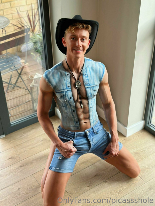 14 Sexy Cosplayer Picassshole Onlyfans porn