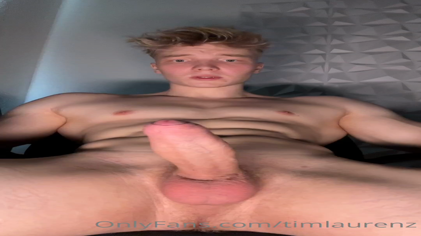 151 Cutie muscle blond TikTok cosplayer Tim Laurenz timlaurenz OnlyFans porn