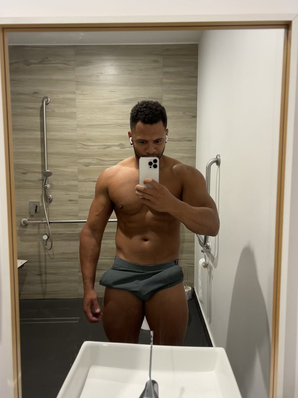 154 Black Hunk Reegswood onlyfans leaked